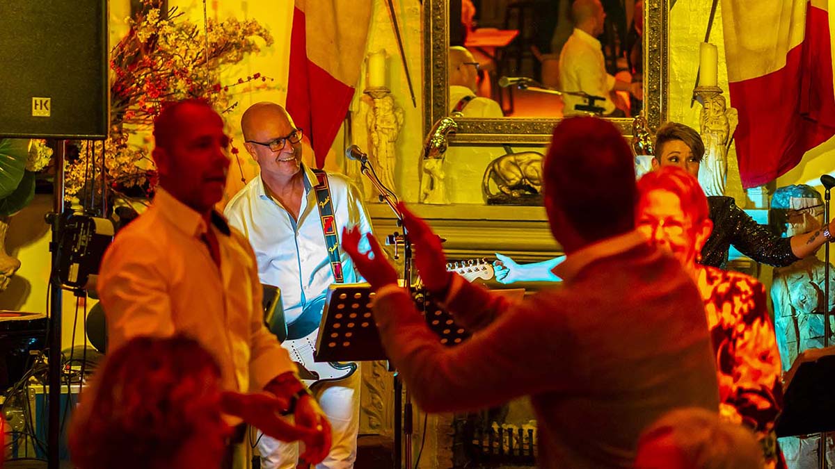 duo-voor-feesten-en-partijen-met allround-duo-crossroads-foto2